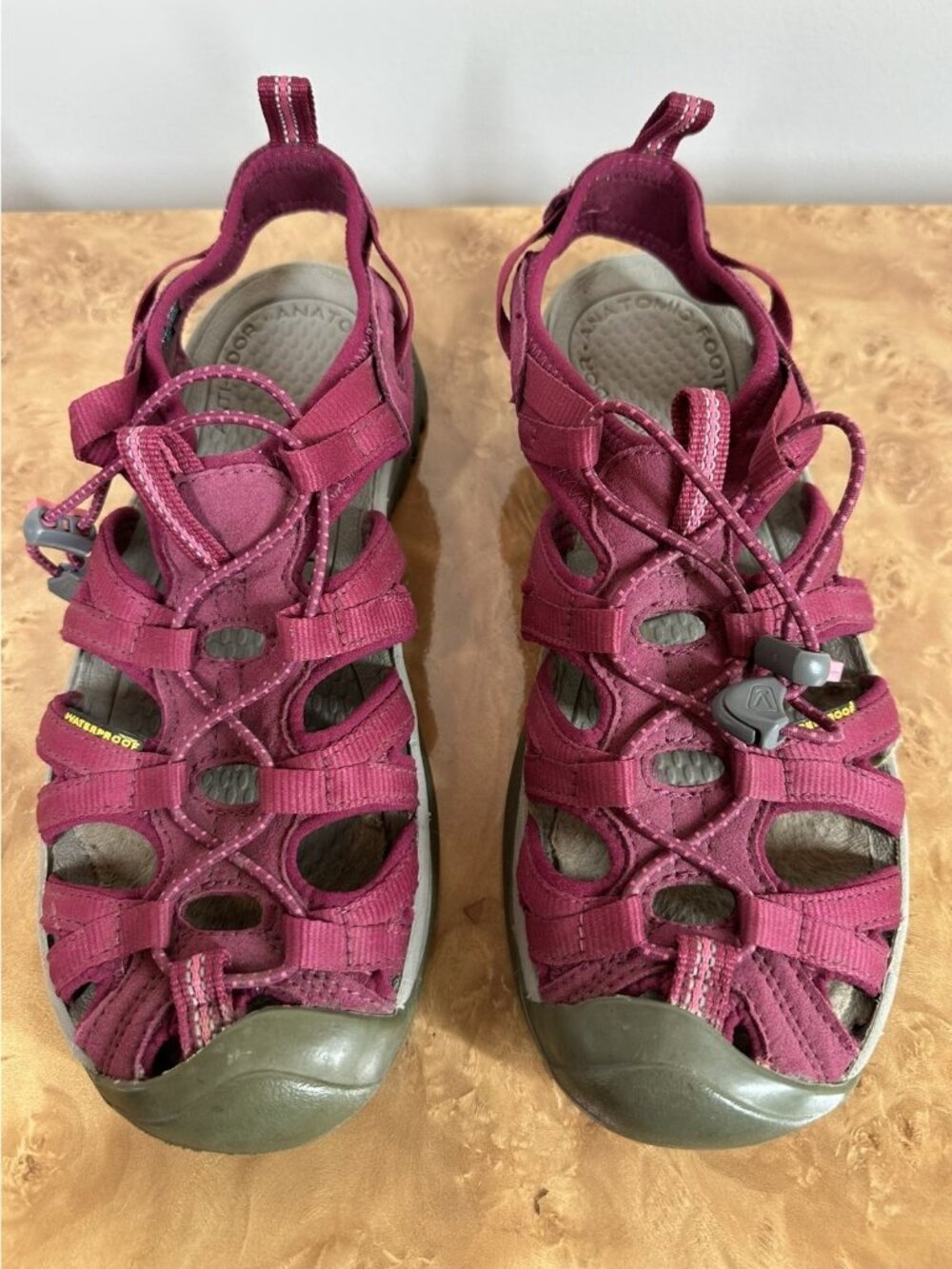 KEEN Newport H2 Women’s Size 9 Purple Closed Toe Water Hiking Sandals